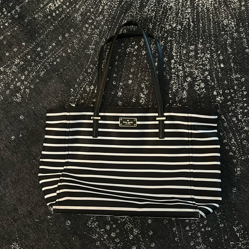 Kate Spade black and white tote purse